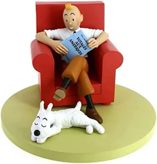 فیگور تن تن نشسته روی مبل TIN TIN با میلو