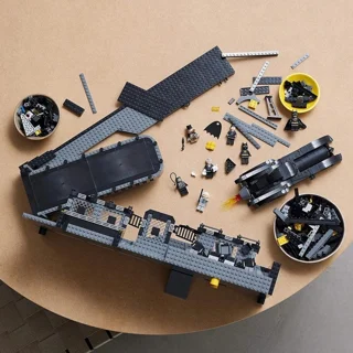 لگو ساختنی غار بتمن batcave shadow box کد 9903 تعداد قطعات 3981