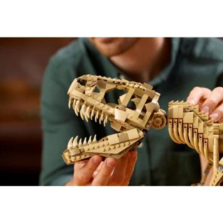لگو ساختنی فسیل دانیاسور tyrannosaurus rex کد 66809 تعداد قطعات 3145
