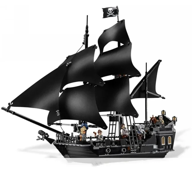 لگو ساختنی کشتی دزدان دریایی pirates of the gramarye کد 18016 تعداد قطعات 804