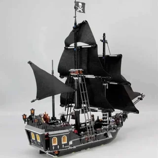 لگو ساختنی کشتی دزدان دریایی pirates of the gramarye کد 18016 تعداد قطعات 804