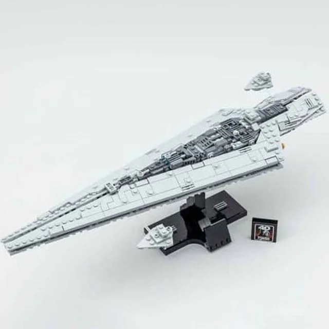 لگو ساختنی space war executor super star destroyer کد X7356 تعداد قطعات 630