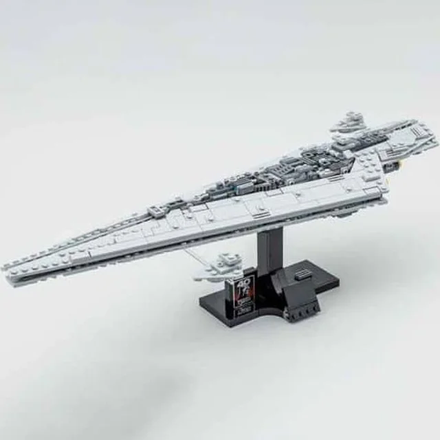 لگو ساختنی space war executor super star destroyer کد X7356 تعداد قطعات 630